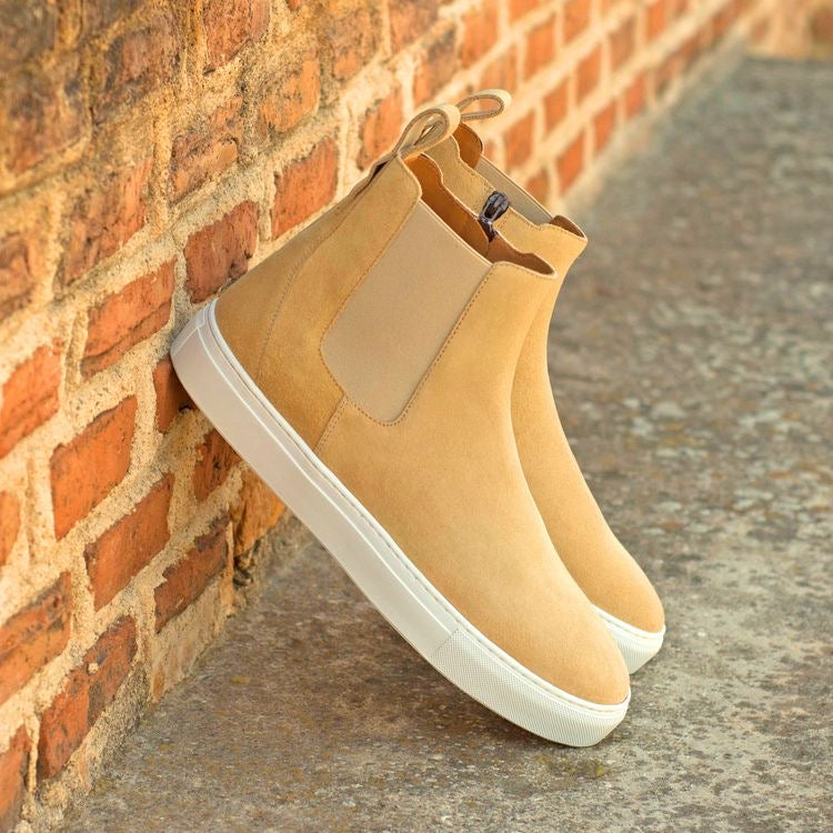 CHELSEA BOOT TRAINER - SUEDE Model